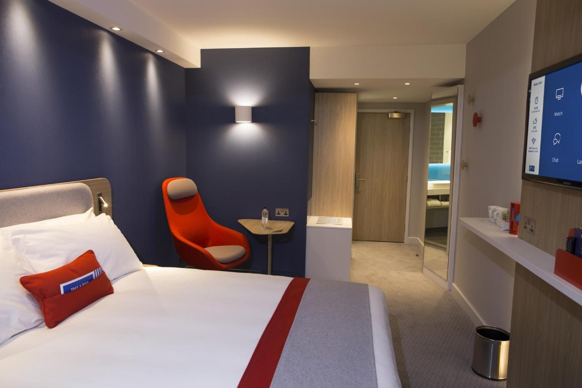 Holiday Inn Express Windsor By Ihg Phòng bức ảnh
