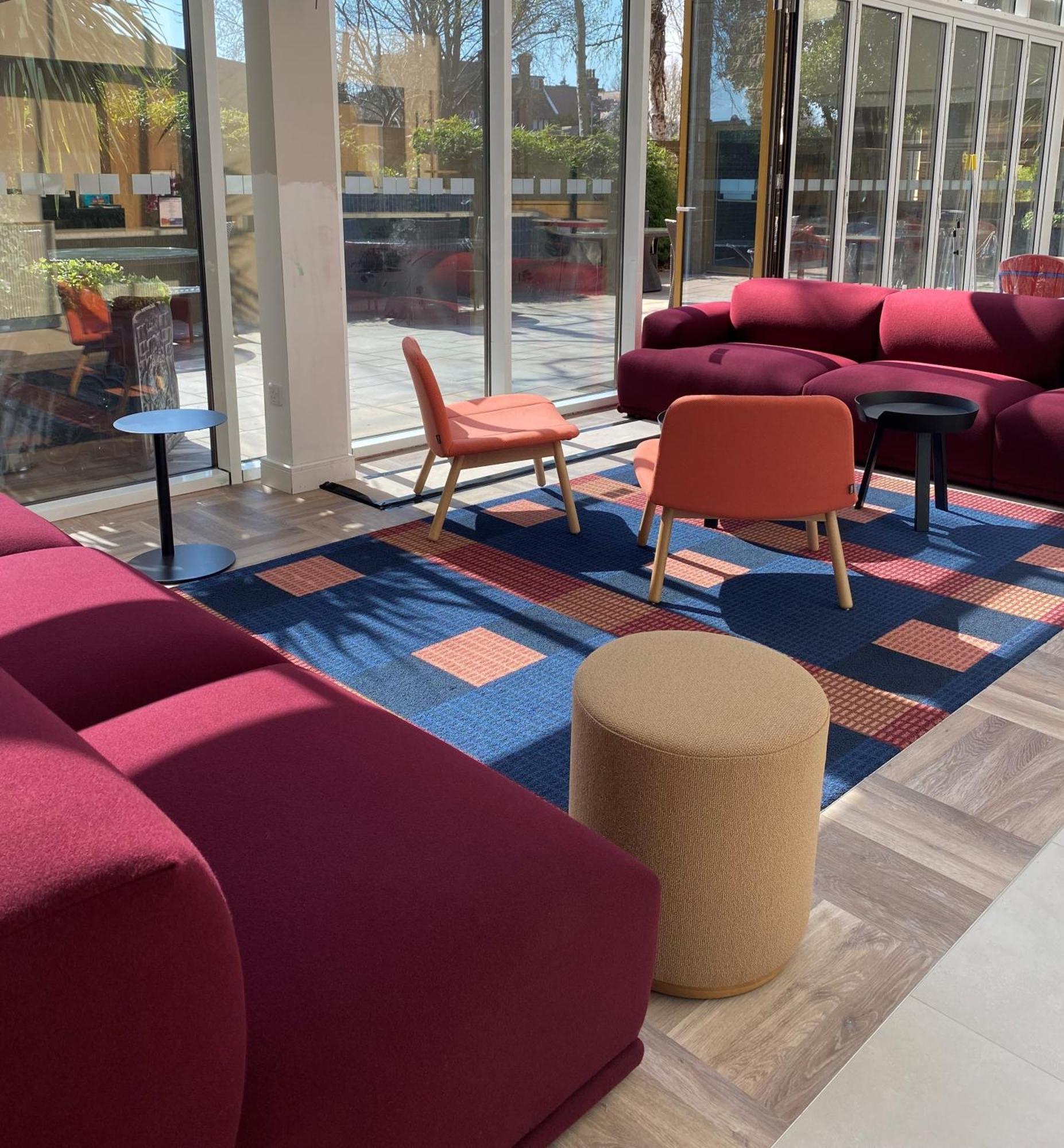 Holiday Inn Express Windsor By Ihg Ngoại thất bức ảnh